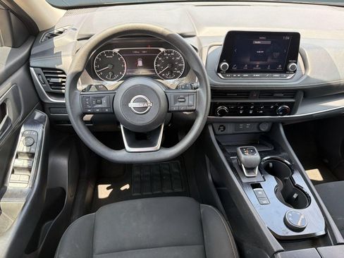 Used 2024 Nissan Rogue S AWD/4WD image 27