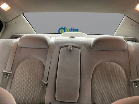 Used 2010 Buick Lucerne CX FWD image 19