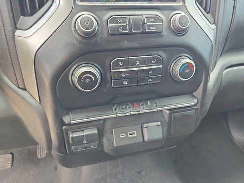 Used 2023 Chevrolet Silverado 2500 LT AWD/4WD image 24