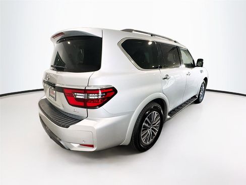 Used 2023 Nissan Armada SL image 42
