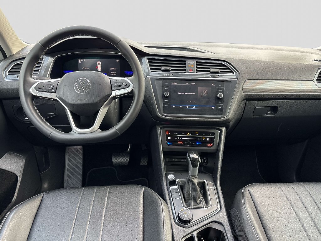 Certified 2023 Volkswagen Tiguan SE AWD/4WD image 13