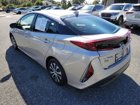 Used 2021 Toyota Prius Prime XLE w/ Carpet Mat Package (TMS) image 12