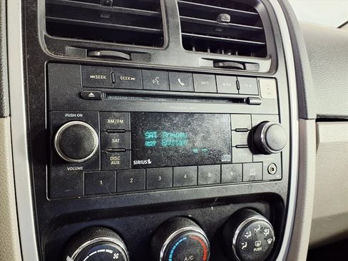 Used 2010 Dodge Caliber Mainstreet image 22