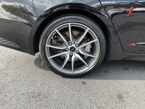 Used 2025 Genesis G70 2.5T image 46