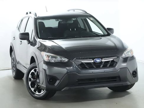 Used 2021 Subaru Crosstrek 2.0i AWD/4WD image 2