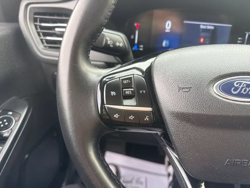 Used 2024 Ford Escape Active AWD/4WD image 32