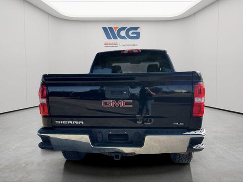 Used 2018 GMC Sierra 1500 SLE w/ Suspension Package, Off-Road AWD/4WD image 5