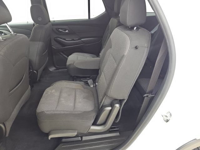 Used 2023 Chevrolet Traverse LT AWD/4WD image 5