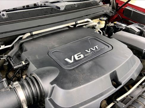 Used 2015 Chevrolet Colorado Z71 AWD/4WD image 32
