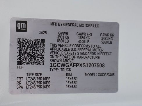 New 2025 Chevrolet Express 2500 w/ Driver Convenience Package image 29