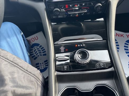 Used 2023 Jeep Grand Cherokee 30th Anniversary image 15