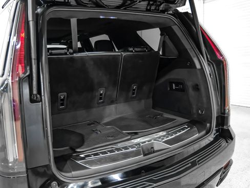 Used 2021 Cadillac Escalade Sport Platinum AWD/4WD image 54