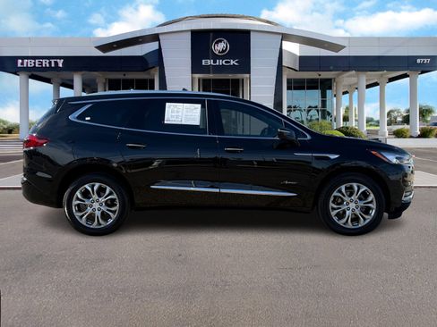 Used 2021 Buick Enclave Avenir w/ Avenir Technology Package image 2