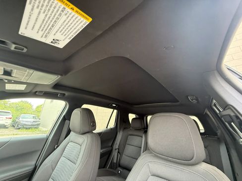 Used 2026 Chevrolet Equinox LT w/ Safety and Technology Package FWD image 20