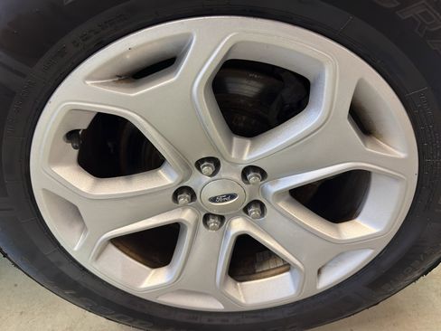 Used 2013 Ford Edge SEL image 36