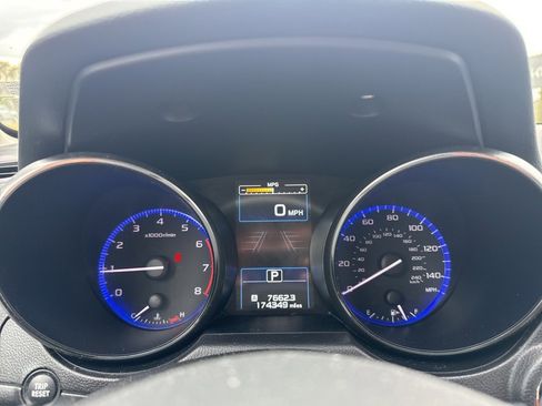 Used 2017 Subaru Outback 2.5i Limited image 10