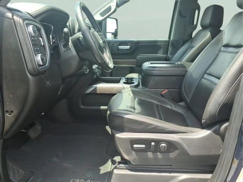 Used 2022 GMC Sierra 2500 Denali w/ Denali Ultimate Package AWD/4WD image 18