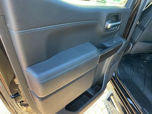 Used 2019 Chevrolet Silverado 1500 LT Trail Boss w/ Convenience Package image 22