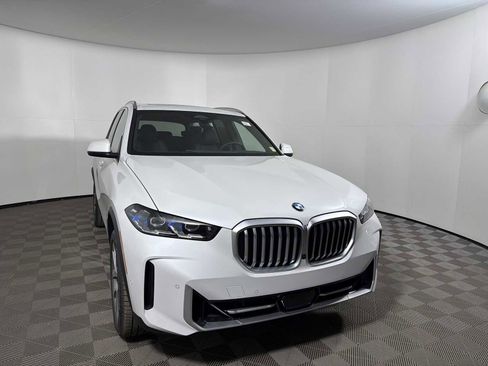 New 2026 BMW X5 xDrive40i w/ Premium Package AWD/4WD image 6