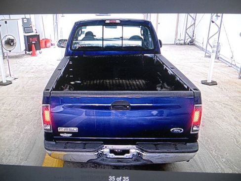 Used 2005 Ford F250 XLT RWD image 12