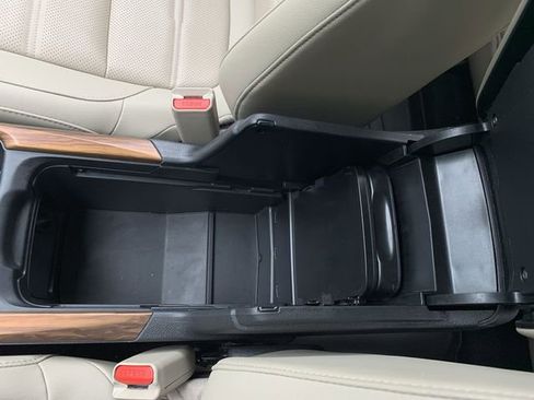 Used 2021 Honda CR-V Touring image 26