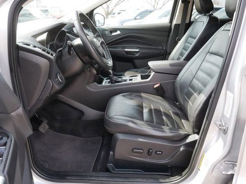Used 2019 Ford Escape Titanium AWD/4WD image 13