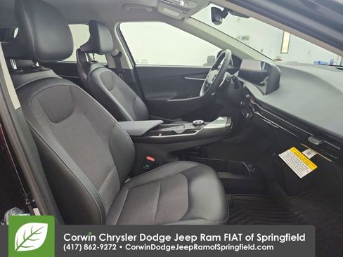 Used 2024 Kia EV6 Light image 31