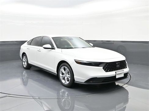 New 2025 Honda Accord LX image 18