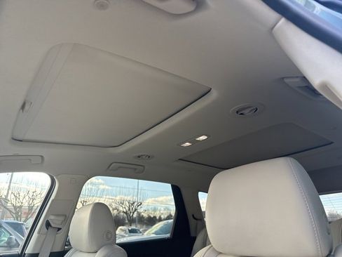 Certified 2022 Buick Enclave Essence w/ Experience Buick Package image 3