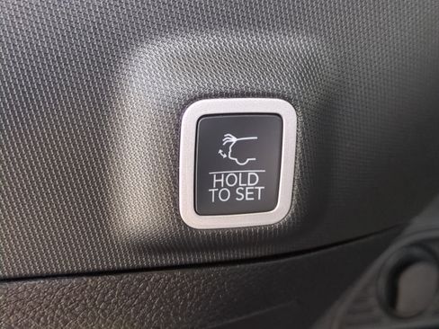 New 2025 Jeep Grand Cherokee Laredo X image 14