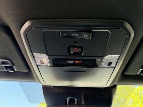 Used 2024 Toyota Tacoma SR image 32