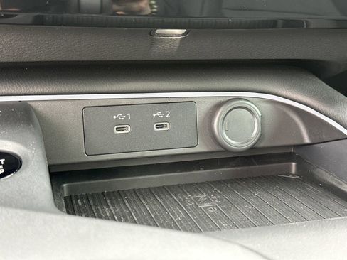 New 2026 Nissan Sentra SR w/ SR Premium Package FWD image 33