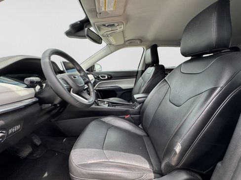 Used 2022 Jeep Compass Limited AWD/4WD image 17