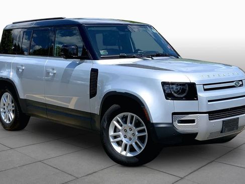 Used 2024 Land Rover Defender 110 S AWD/4WD image 3