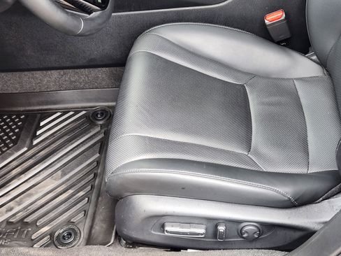 Used 2025 Honda Accord Sport image 9