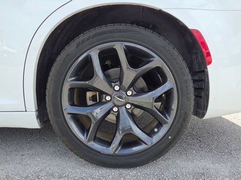 Used 2023 Chrysler 300 S RWD image 15