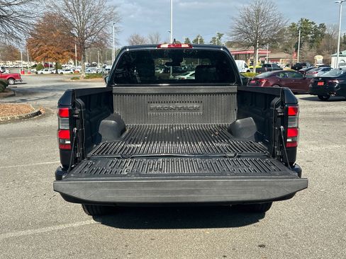 Used 2022 Nissan Frontier S w/ Technology Package image 18