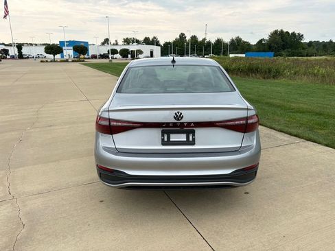 Used 2026 Volkswagen Jetta S FWD image 5