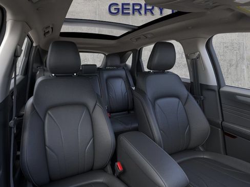Used 2025 Ford Escape SE w/ PHEV Premium Package FWD image 11
