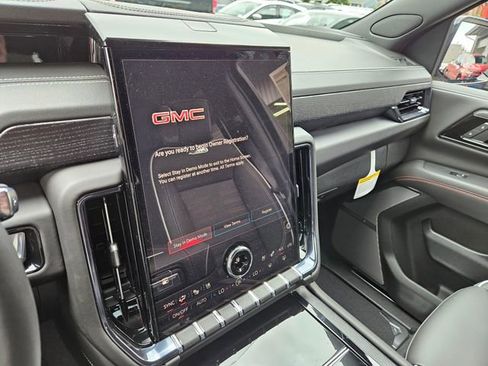 New 2026 GMC Yukon AT4 Ultimate AWD/4WD image 29
