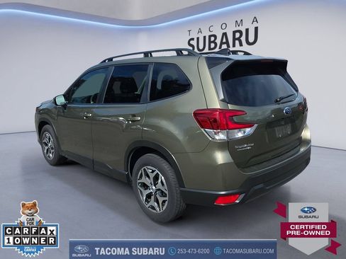 Used 2024 Subaru Forester Premium AWD/4WD image 3
