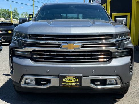 Used 2019 Chevrolet Silverado 1500 High Country w/ Technology Package image 2