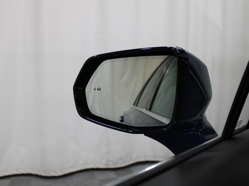 Certified 2023 Cadillac XT5 Premium Luxury image 13