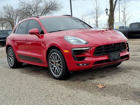 Used 2018 Porsche Macan Turbo image 7