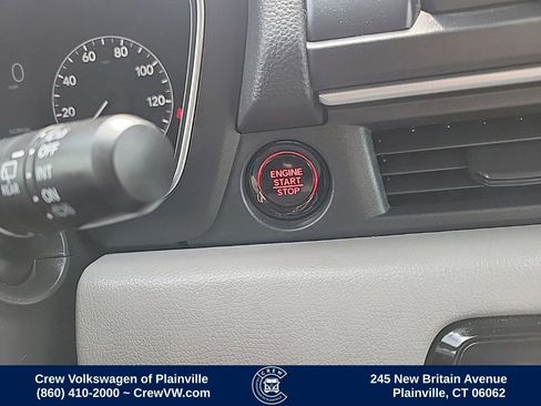 Used 2023 Honda Pilot LX image 8