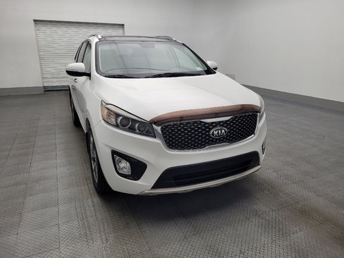 Used 2016 Kia Sorento SX FWD image 14