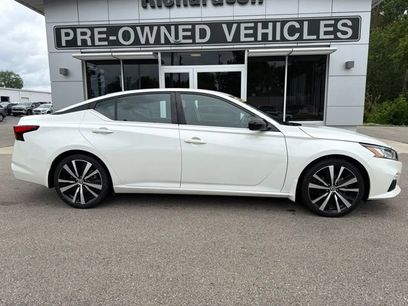 Used 2022 Nissan Altima 2.5 SR