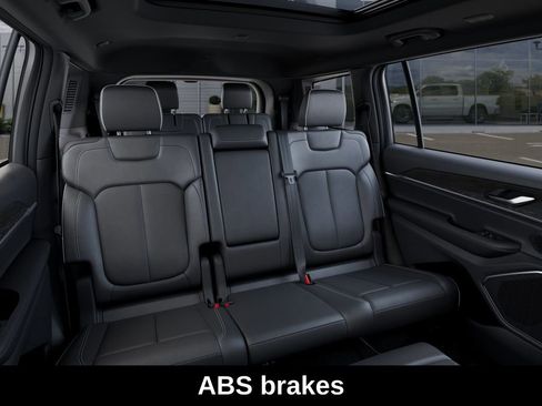 New 2026 Jeep Grand Cherokee L Limited AWD/4WD image 15