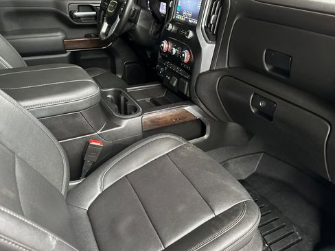 Certified 2023 GMC Sierra 2500 SLT w/ SLT Convenience Package image 19