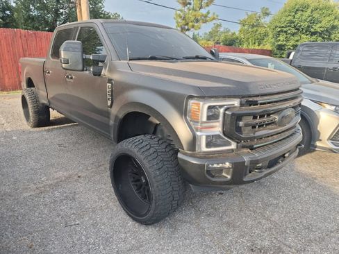 Used 2020 Ford F250 Platinum w/ FX4 Off-Road Package AWD/4WD image 23